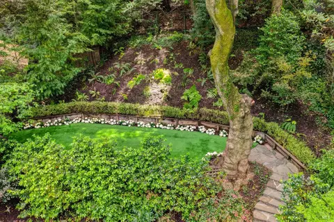 Exterior - 22 Chestnut Ave, Ross, CA 94957 photo 19 of 28