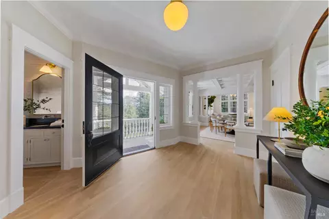 Entry Way - 22 Chestnut Ave, Ross, CA 94957 photo 2 of 7