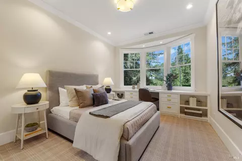Bedroom - 22 Chestnut Ave, Ross, CA 94957 photo 8 of 11