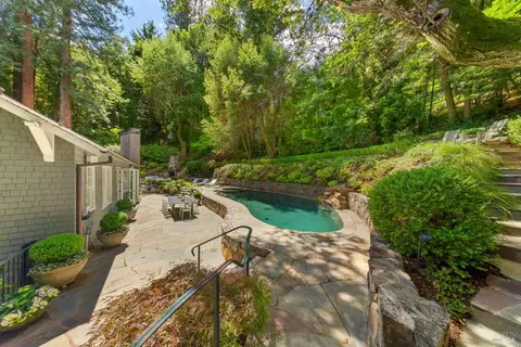 Exterior - 22 Chestnut Ave, Ross, CA 94957 photo 23 of 28