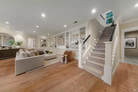 Entry Way - 22 Chestnut Ave, Ross, CA 94957 photo 7 of 7