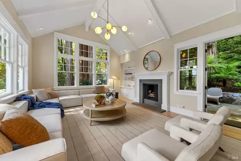 Living - 22 Chestnut Ave, Ross, CA 94957 photo 7 of 11