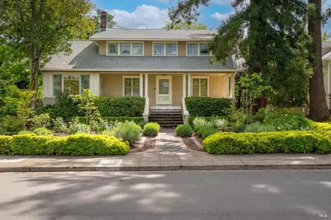 1533 Kearney St, Saint Helena, CA 94574