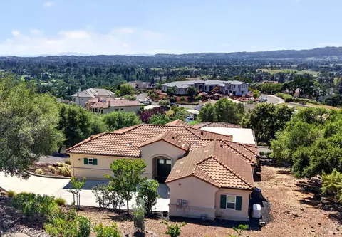 111 Stone Mountain Cir, Napa, CA 94558