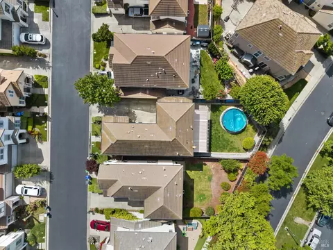 View/Area - 637 Peridot Pl, Fairfield, CA 94534 photo 5 of 5