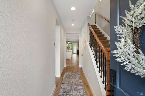 Entry Way - 637 Peridot Pl, Fairfield, CA 94534 photo 2 of 7