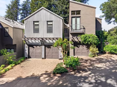 544 Grove St, Healdsburg, CA 95448
