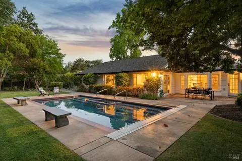 49 Don Timoteo Ct, Sonoma, CA 95476