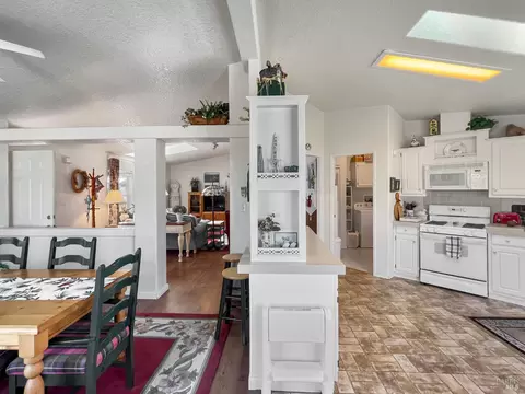8169 Willow St, Windsor, CA 95492 photo 9