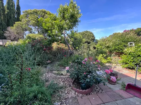 162 Hillcrest Ave, Pittsburg, CA 94565 photo 13