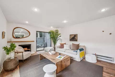 Living - 31 W Harbor Dr, Sausalito, CA 94965 photo 2 of 2