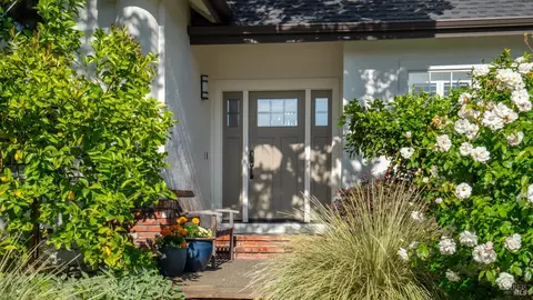 336 Jessie Ct, Windsor, CA 95492 photo 3