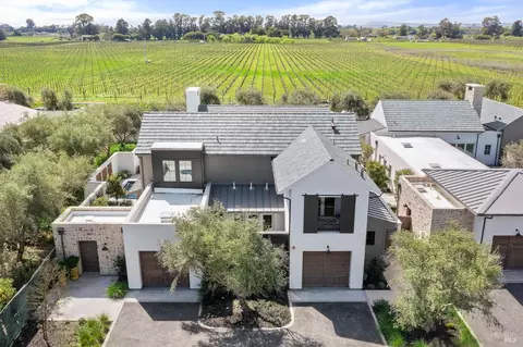 206 Auberge Path #11, Napa, CA 94559