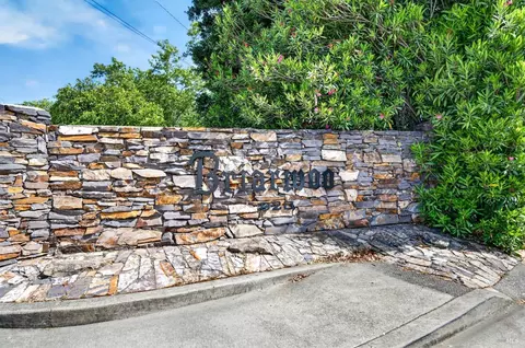 30 Chelsea Cir, Cloverdale, CA 95425