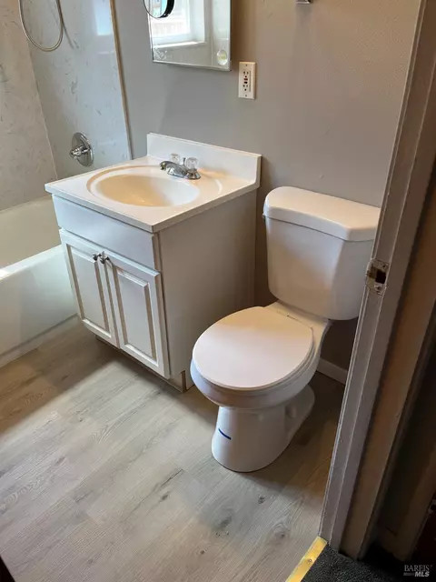 Bath - 705-711 State St, Vallejo, CA 94590 photo 3 of 3