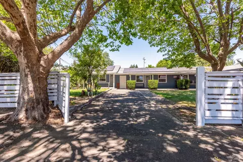 Exterior - 595 Boyes Blvd, Sonoma, CA 95476 photo 10 of 14