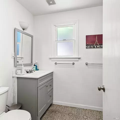Bath - 595 Boyes Blvd, Sonoma, CA 95476 photo 1 of 1