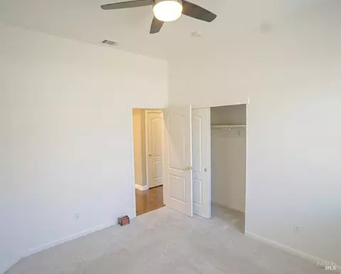 Bedroom - 1443 Fullerton Dr, Fairfield, CA 94533 photo 3 of 4