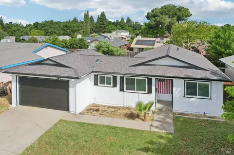 Exterior - 730 Park Dr, Dixon, CA 95620 photo 8 of 12