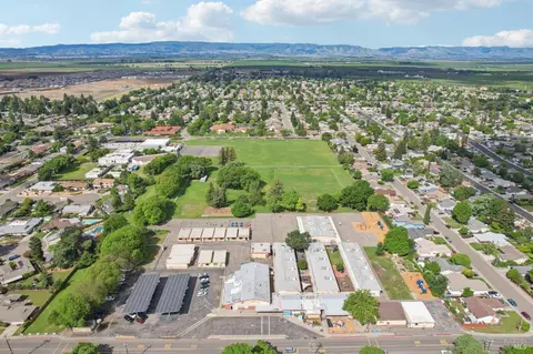 View/Area - 730 Park Dr, Dixon, CA 95620 photo 8 of 9