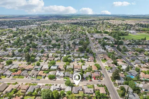 View/Area - 730 Park Dr, Dixon, CA 95620 photo 5 of 9