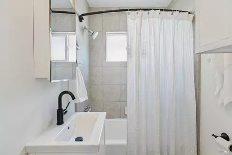 445 Wilson St, Napa, CA 94559 photo 20