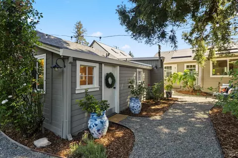 445 Wilson St, Napa, CA 94559 photo 27