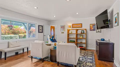 Living - 280 Devon Dr, San Rafael, CA 94903 photo 7 of 9