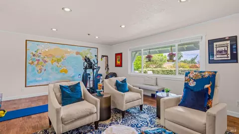 Living - 280 Devon Dr, San Rafael, CA 94903 photo 8 of 9