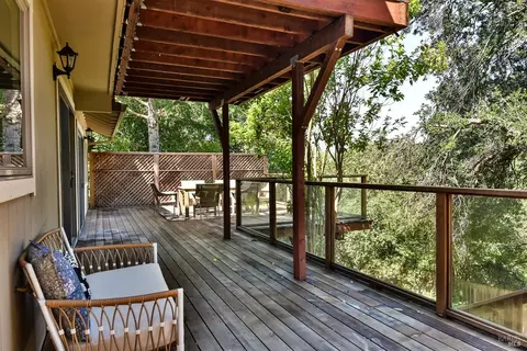 Exterior - 285 E Agua Caliente Rd, Sonoma, CA 95476 photo 8 of 10
