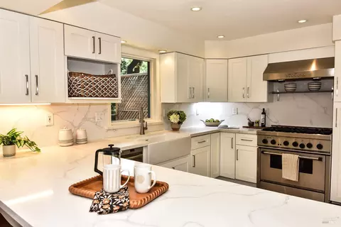 Kitchen - 285 E Agua Caliente Rd, Sonoma, CA 95476 photo 1 of 3