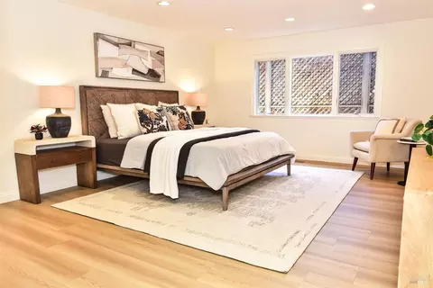 Bedroom - 285 E Agua Caliente Rd, Sonoma, CA 95476 photo 2 of 6