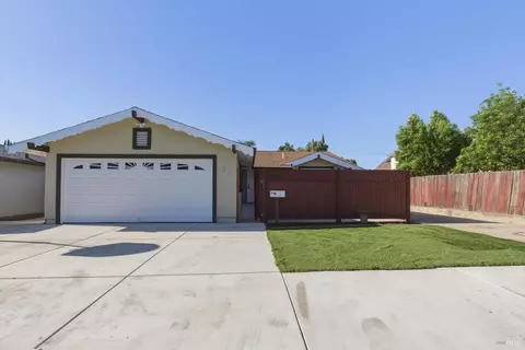 231 Berryessa Dr, Vacaville, CA 95687