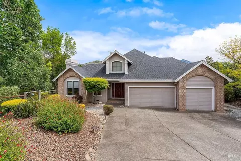 6283 Meadowbreeze Ct, Santa Rosa, CA 95409