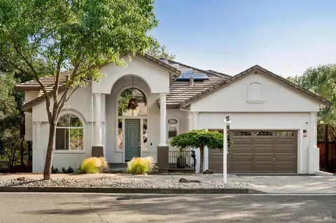 174 Yulupa Cir, Santa Rosa, CA 95405