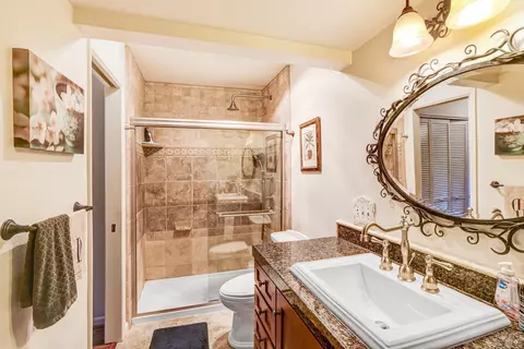 Bath - 110 La Mancha Way, Sonoma, CA 95476 photo 2 of 2