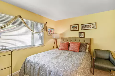 Bedroom - 110 La Mancha Way, Sonoma, CA 95476 photo 4 of 4