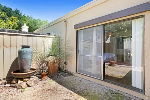 Exterior - 110 La Mancha Way, Sonoma, CA 95476 photo 6 of 12