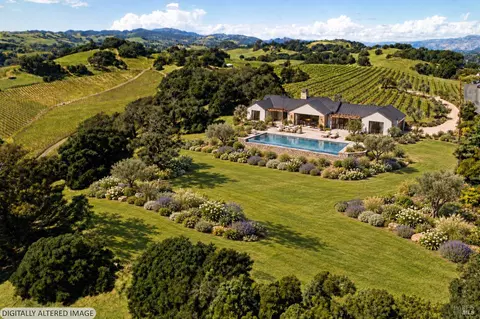 1247 Foster Rd, Napa, CA 94558