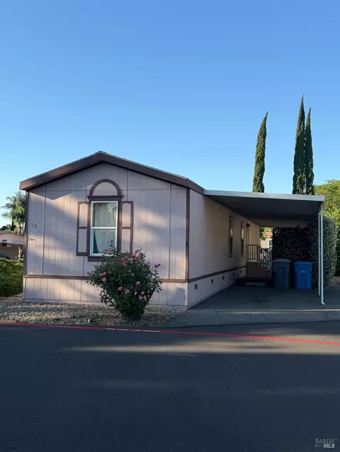 10 Sunset Dr, Vacaville, CA 95687