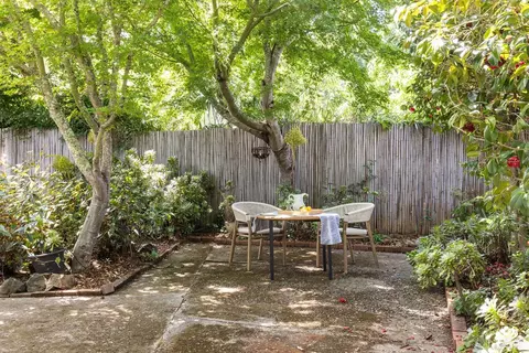 Exterior - 2940 Devita Dr, Napa, CA 94558 photo 7 of 9