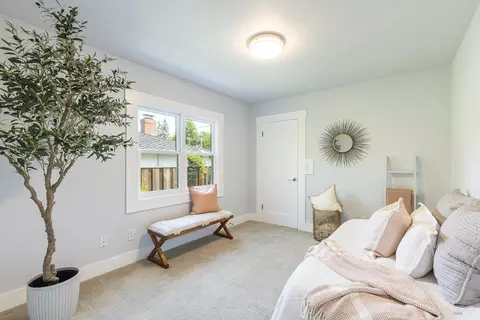 Bedroom - 2940 Devita Dr, Napa, CA 94558 photo 5 of 6