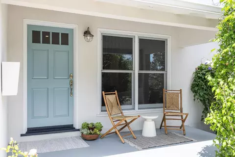 2940 Devita Dr, Napa, CA 94558