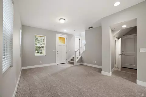 Living - 49 Lipton Way, Cotati, CA 94931 photo 2 of 3