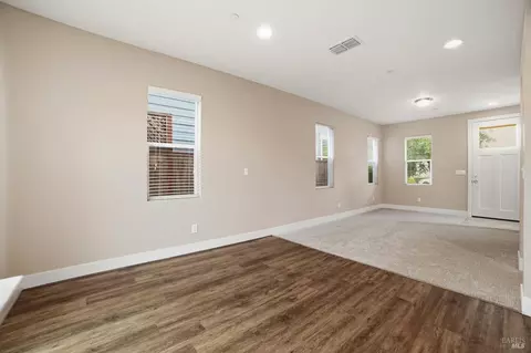Living - 49 Lipton Way, Cotati, CA 94931 photo 3 of 3