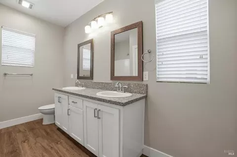 Bath - 49 Lipton Way, Cotati, CA 94931 photo 2 of 4