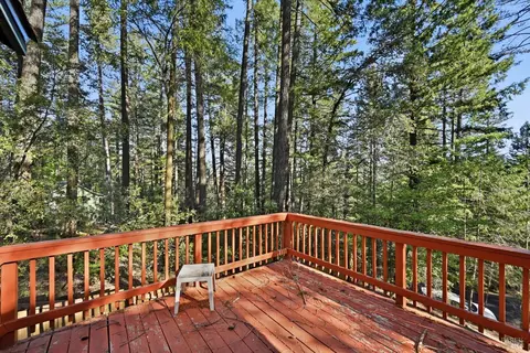 Exterior - 10313 Brookside Dr, Middletown, CA 95461 photo 2 of 6