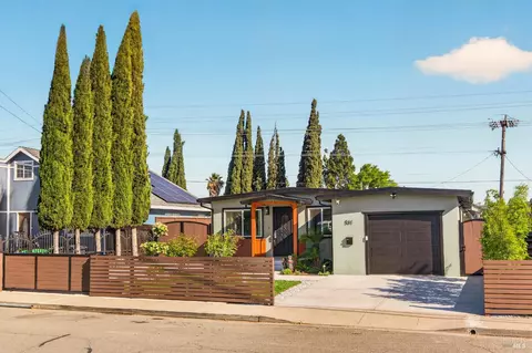 Exterior - 531 E Tennessee St, Fairfield, CA 94533 photo 7 of 12