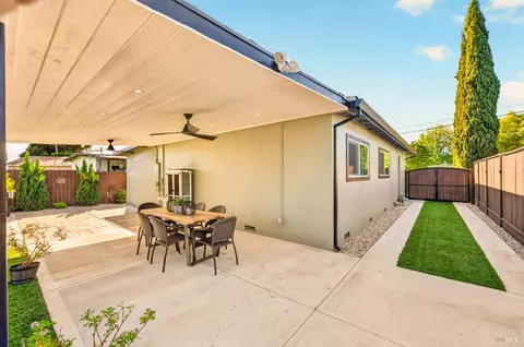 Exterior - 531 E Tennessee St, Fairfield, CA 94533 photo 12 of 12