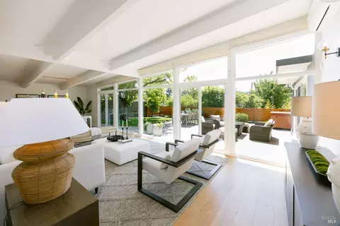 715 Las Colindas Rd, San Rafael, CA 94903